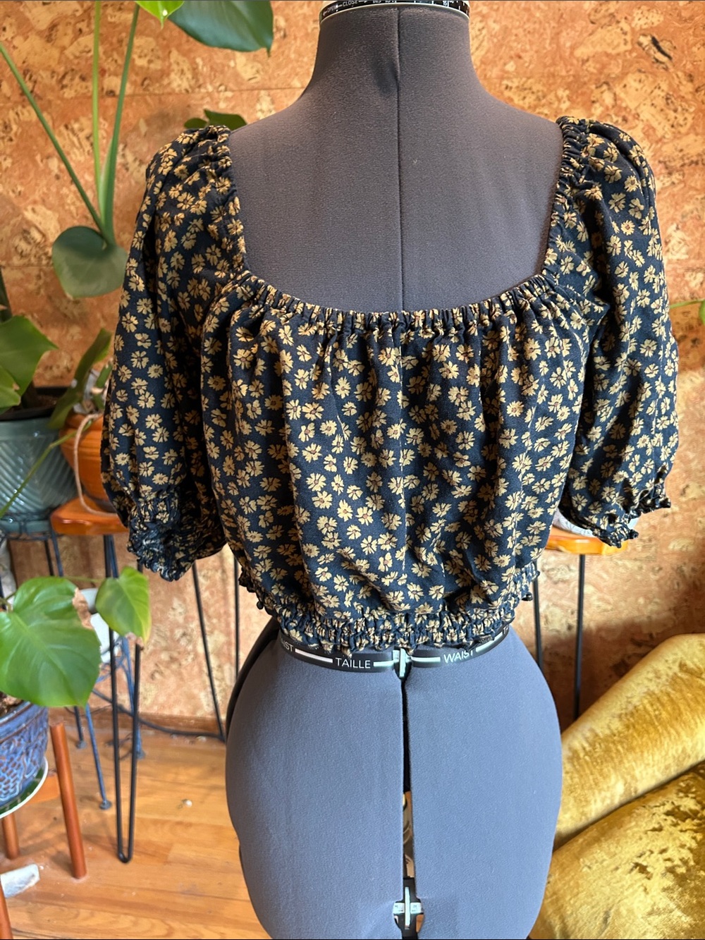 Rylee +Cru Linen Blend Black Floral Puff-Sleeve Crop Top with Smocked Hem